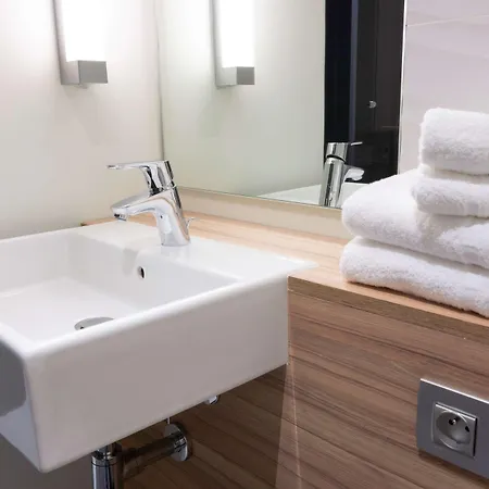 Campanile Centre St Roch 3* Montpellier